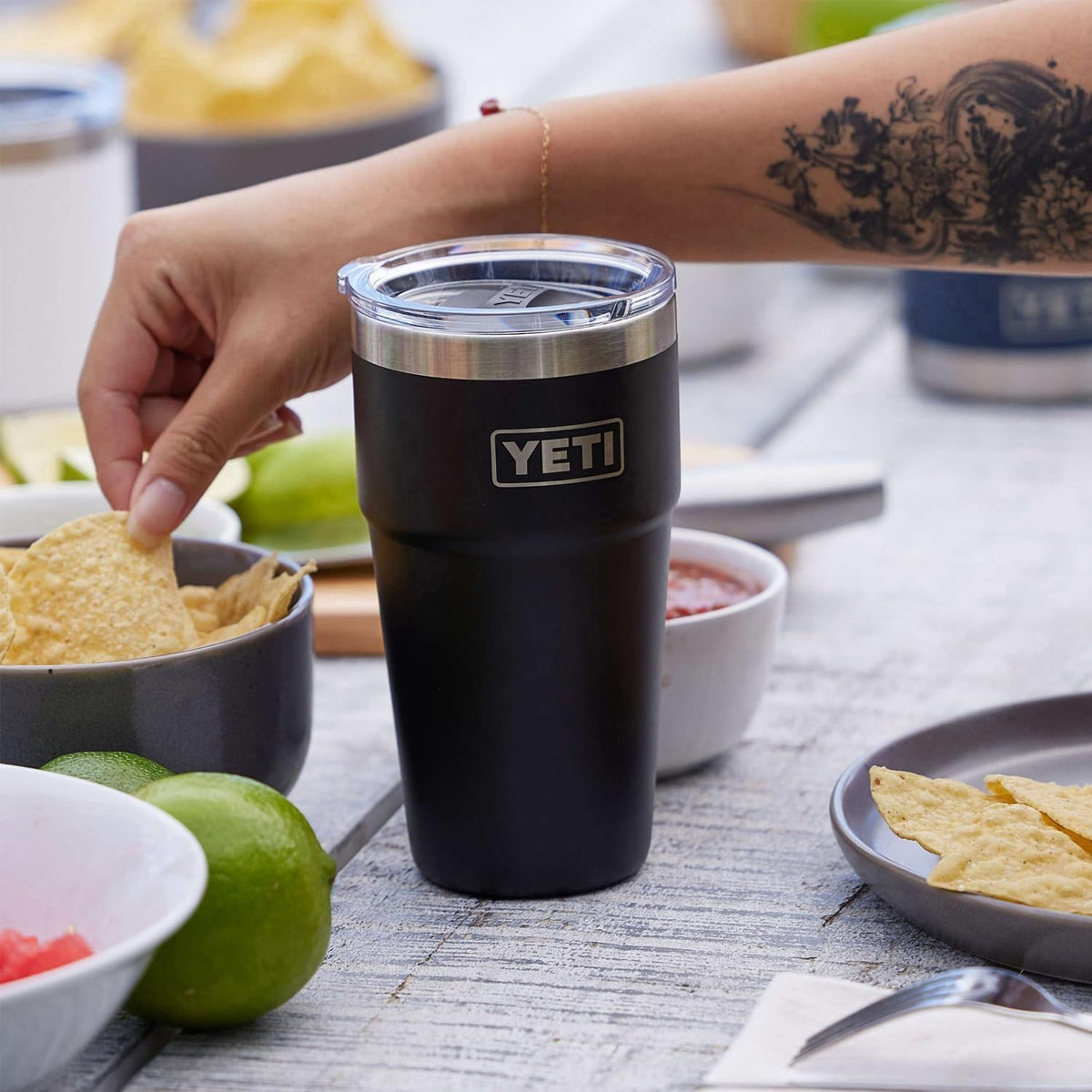 20 oz Stainless Steel Vacuum Insulated Tumbler D6226