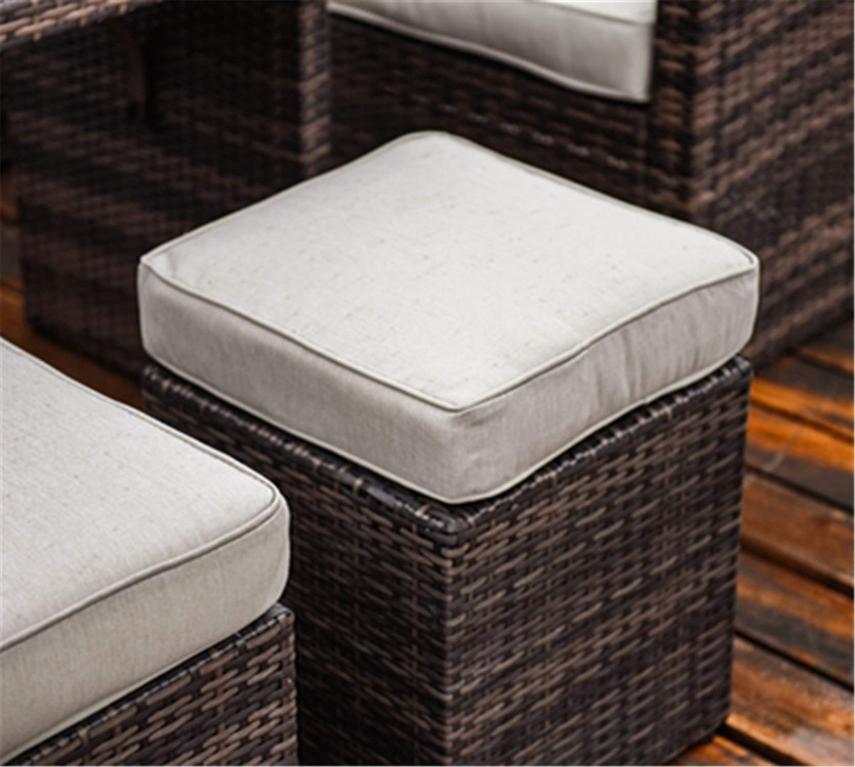 7 Pcs Rattan Wicker Sofa Set with Storage Box and Cushions Z403